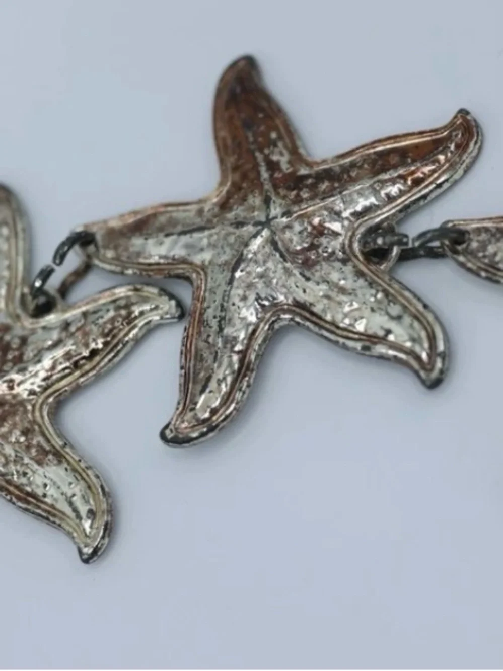ESCADA Women’s Silver Tone Vintage Distressed Starfish Chainlink Belt